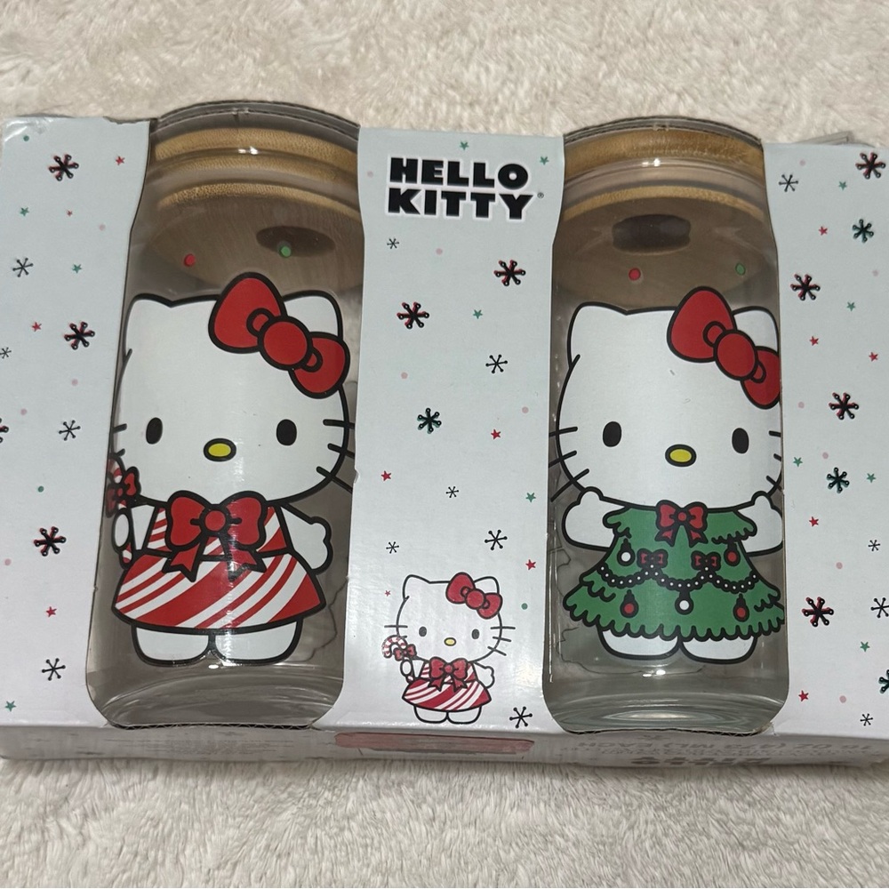 Hello Kitty Festive Glass Set with Red and Green Accents